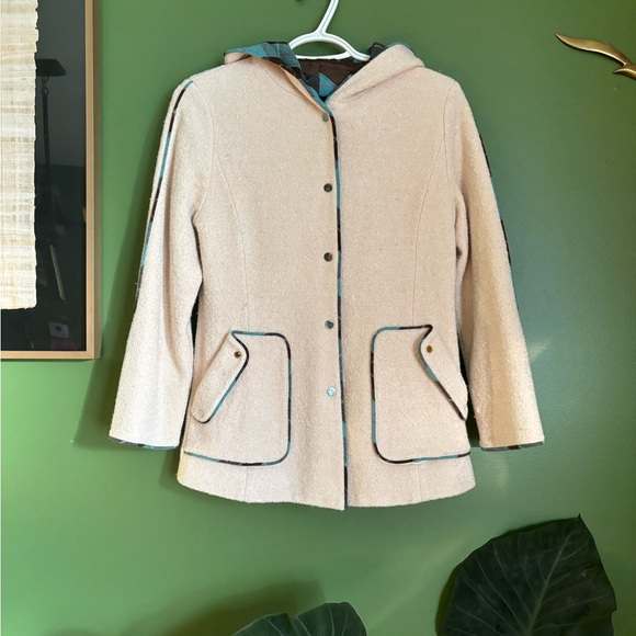 Beige jacket - Picture 5 of 12